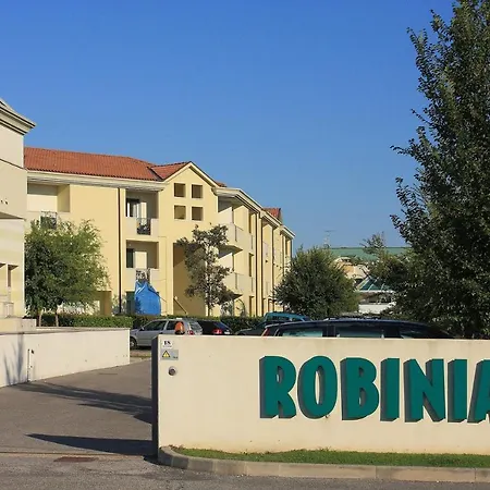 Apartment Robinia/pinetine Lido Altanea