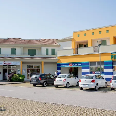 Robinia/pinetine Lido Altanea 아파트